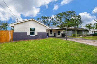 5618 Ricky St, Houston, TX 77033