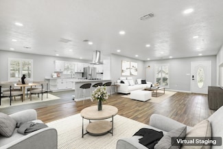 2302 Greenglade Ln, Spring, TX 77386