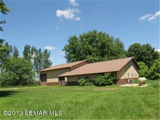 41736 10th Ave, Nerstrand, MN 55053