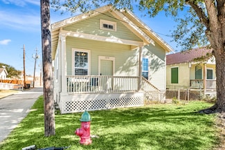 1314 30th St, Galveston, TX 77550
