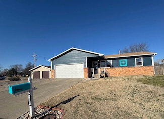 2358 S Ohio St, Salina, KS 67401