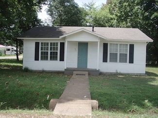 711 N Corbin St, Ashdown, AR 71822