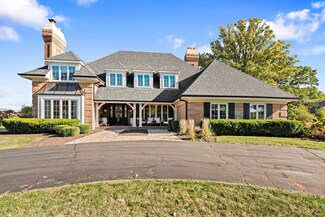 18 Highgate Course, St. Charles, IL 60174