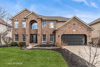 3905 Highknob Cir, Naperville, IL 60564