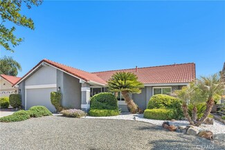 1855 Flame Tree Way, Hemet, CA 92545