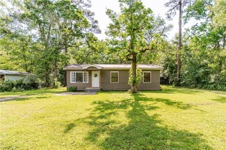 6847 San Marino Dr, Theodore, AL 36582