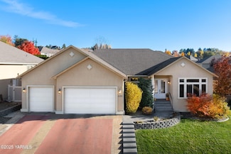 609 N 74th Ave, Yakima, WA 98908
