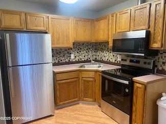 302 Lionheart Ct Unit 4, Anchorage, AK 99508