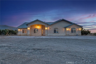 9372 Avalon Rd, Phelan, CA 92371