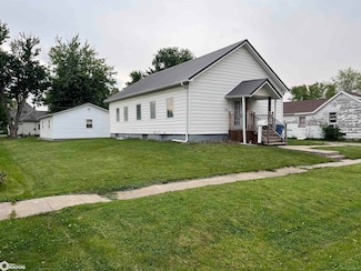 321 3rd Ave E, Albia, IA 52531