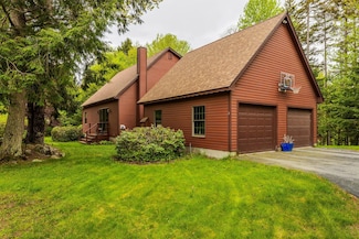 8 Mill Pond Ln, Grantham, NH 03753
