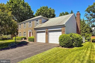 2780 Melchester Dr, Herndon, VA 20171