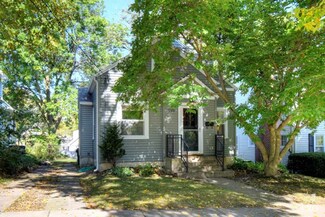 2722 Kendall Ave, Madison, WI 53705
