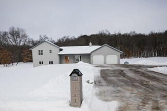 W8246 Norton Rd, Mauston, WI 53948