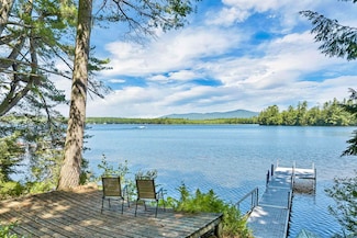 33 Museum Shores Rd, Wolfeboro, NH 03894