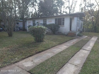 6238 Pettiford Dr W, Jacksonville, FL 32209