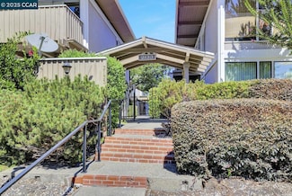 2133 Donald Dr Unit 9, Moraga, CA 94556