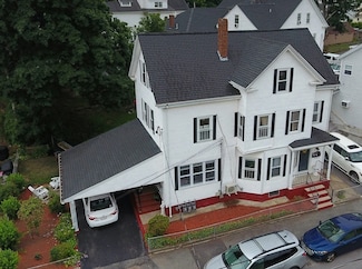29 E Walnut St, Taunton, MA 02780