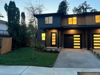19371 Juniper Ct, Oregon City, OR 97045