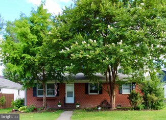 107 E Maple Ave, Saint Michaels, MD 21663