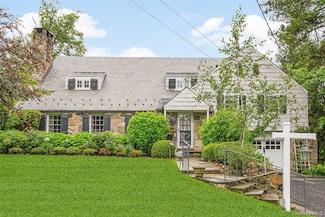 26 Bradford Rd, Scarsdale, NY 10583