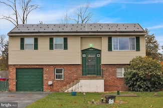 1060 Oakdale Dr, Pottstown, PA 19464