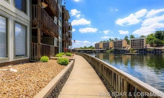 45 Southwood Shores Place Unit 2A, Village of Four Seasons, MO 65049