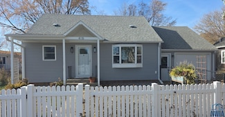 418 S Maple St, Paullina, IA 51046