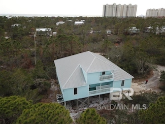 8919 Diamond Dr, Gulf Shores, AL 36542