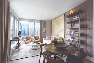 555 10th Ave Unit 36I, New York, NY 10036