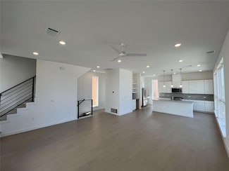6819 Wolfcreek Pass Unit 19, Austin, TX 78749