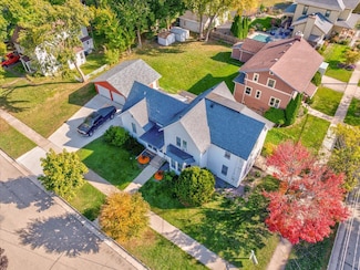 105 N Harrison St, Stoughton, WI 53589