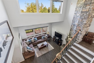 879 Saint Andrews Dr, Columbia Falls, MT 59912