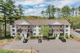 17 Kimberly Dr Unit 33, MerriMacK, NH 03054