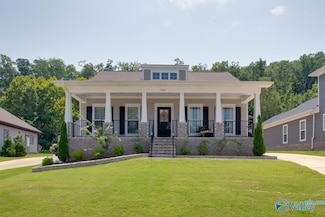 7066 Meadow Way Ln, Owens Cross Roads, AL 35763