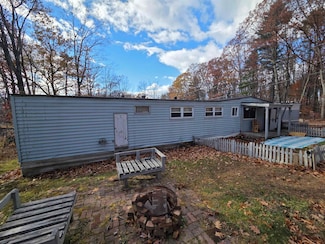 43 Catamount Hill Dr, Allenstown, NH 03275