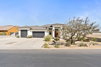 2222 Diamante Dr, Tulare, CA 93274