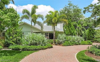 1235 Osceola Dr, Fort Myers, FL 33901