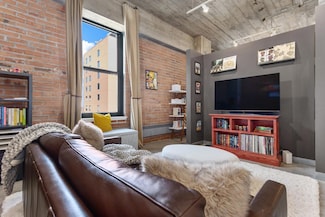 250 Park Ave Unit 407, Minneapolis, MN 55415