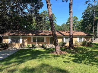 1110 Cuerno St, Tallahassee, FL 32304