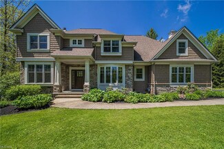 10630 Cottage Hill Ln, Chardon, OH 44024