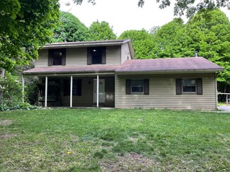 9433 S Vankal St, Mattawan, MI 49071