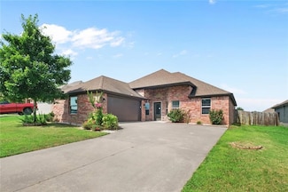 904 SW Caprington St, Bentonville, AR 72712