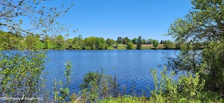 126 Angel Ln, Mehoopany, PA 18629