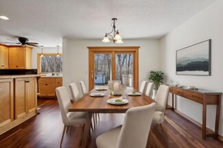 16181 Creekwood Cir, Prior Lake, MN 55372
