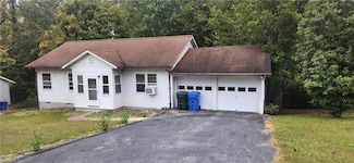 122 Hill St, North Wilkesboro, NC 28659