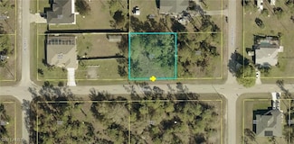 605 E 14th St, Lehigh Acres, FL 33972