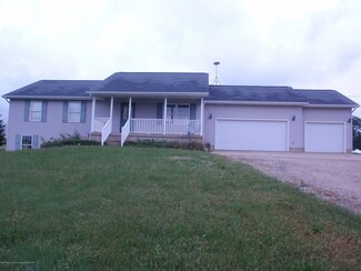 12111 S Wright Rd, Eagle, MI 48822