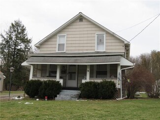864 Evergreen Rd, Leechburg, PA 15656