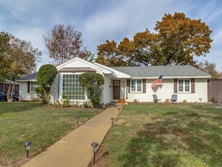 3645 Warick Dr, Dallas, TX 75229